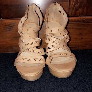 Chinese laundry wedges